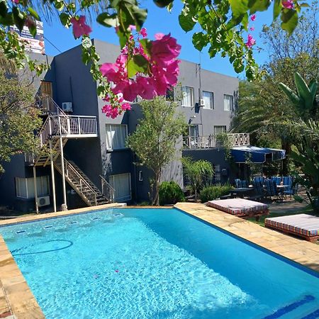 Villa Via Hotel Midrand Exterior photo
