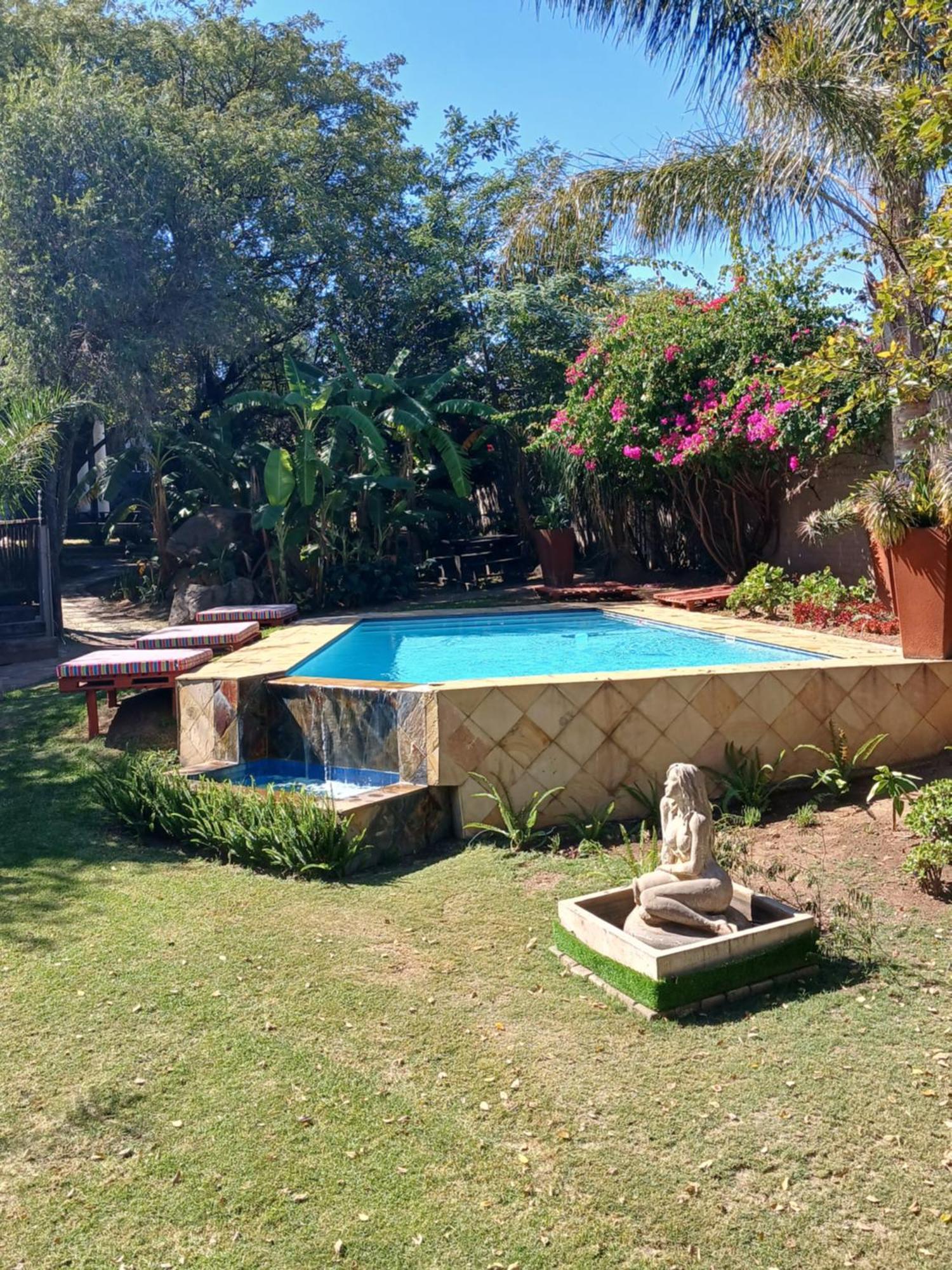 Villa Via Hotel Midrand Exterior photo