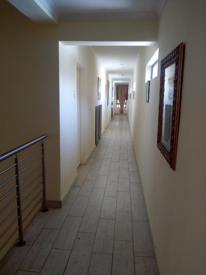 Villa Via Hotel Midrand Exterior photo